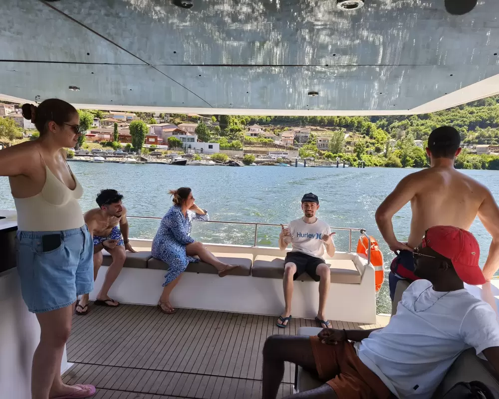 Passeio de Barco no Rio Douro