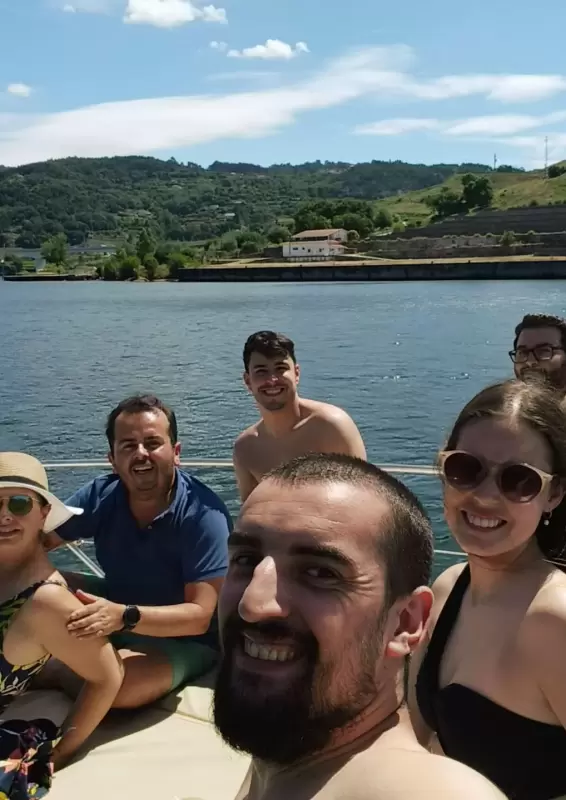 Passeio de Iate no Rio Douro