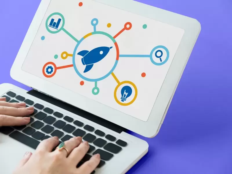 A era dos agentes de IA: como os CRMs inteligentes vão transformar marketing e vendas